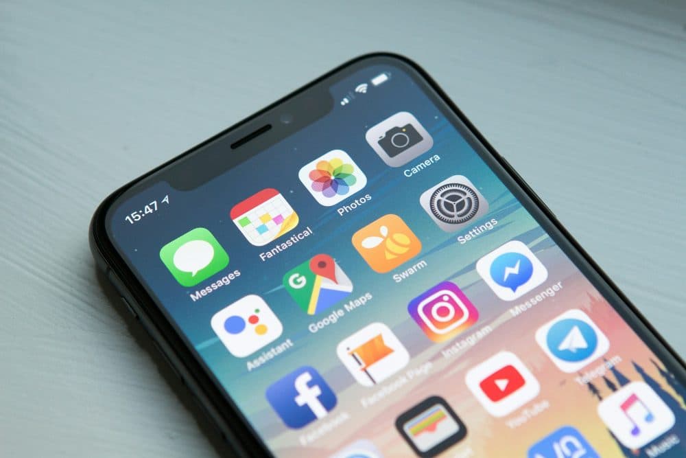 A smartphone screen showing a grid of app icons