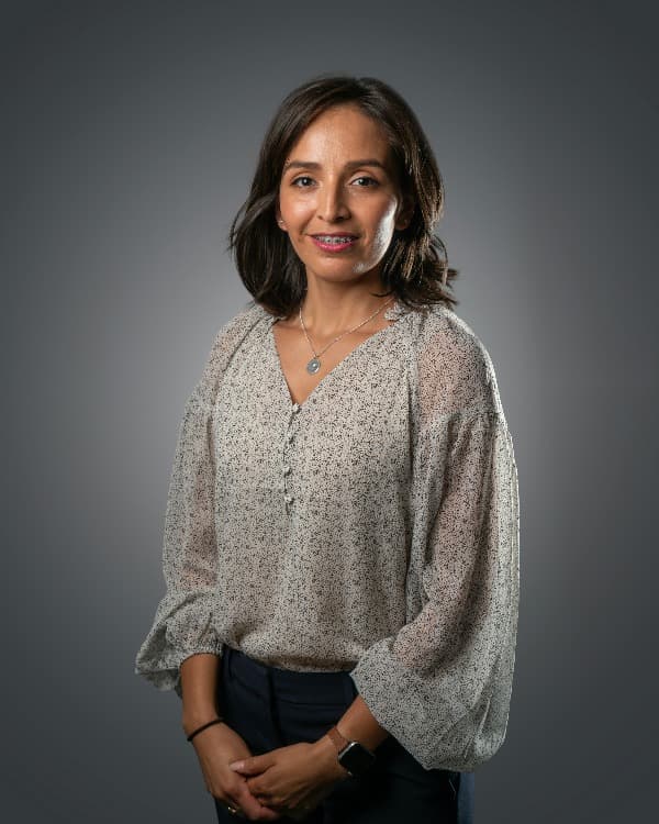 The same photo resized to 600 × 750 pixels